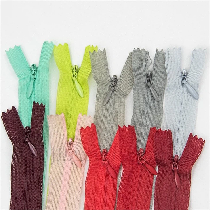 16 Invisible Zipper