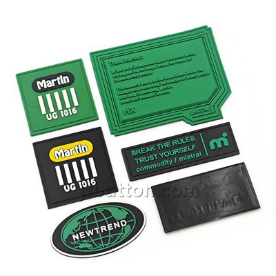 Custom Gummi -Etikett für Kleidung