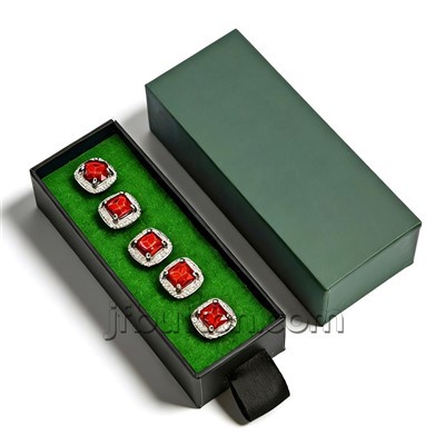 Butang Baju Melayu Rubinrot